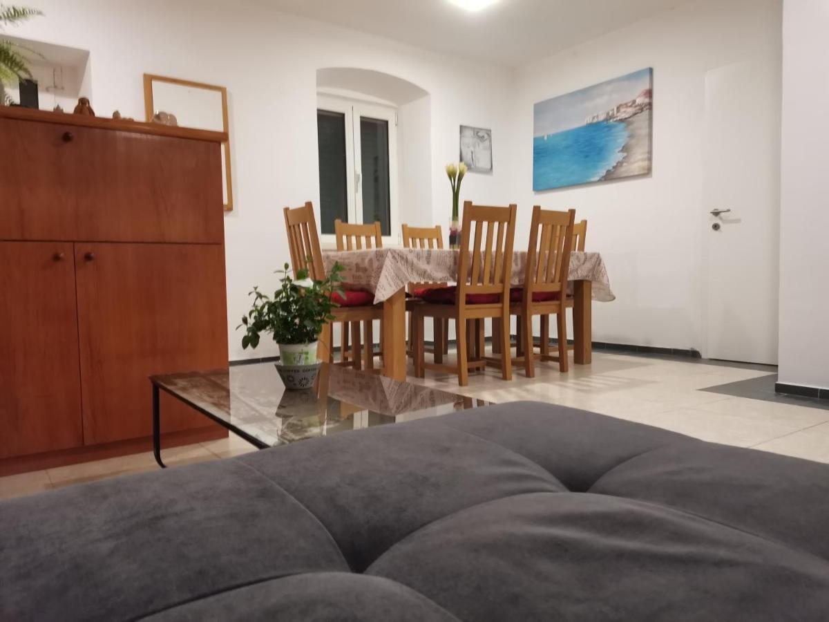 Diana Rooms And Apartment Split Kültér fotó