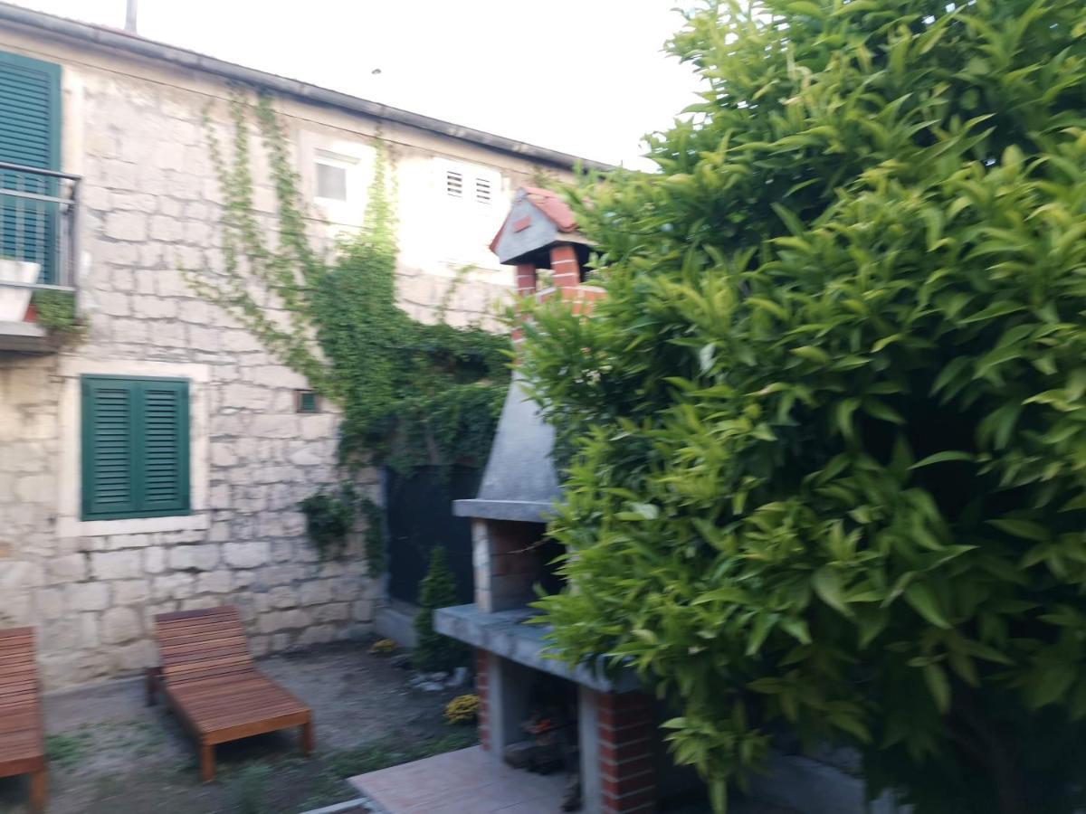 Diana Rooms And Apartment Split Kültér fotó