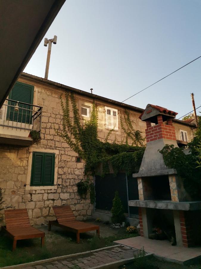 Diana Rooms And Apartment Split Kültér fotó